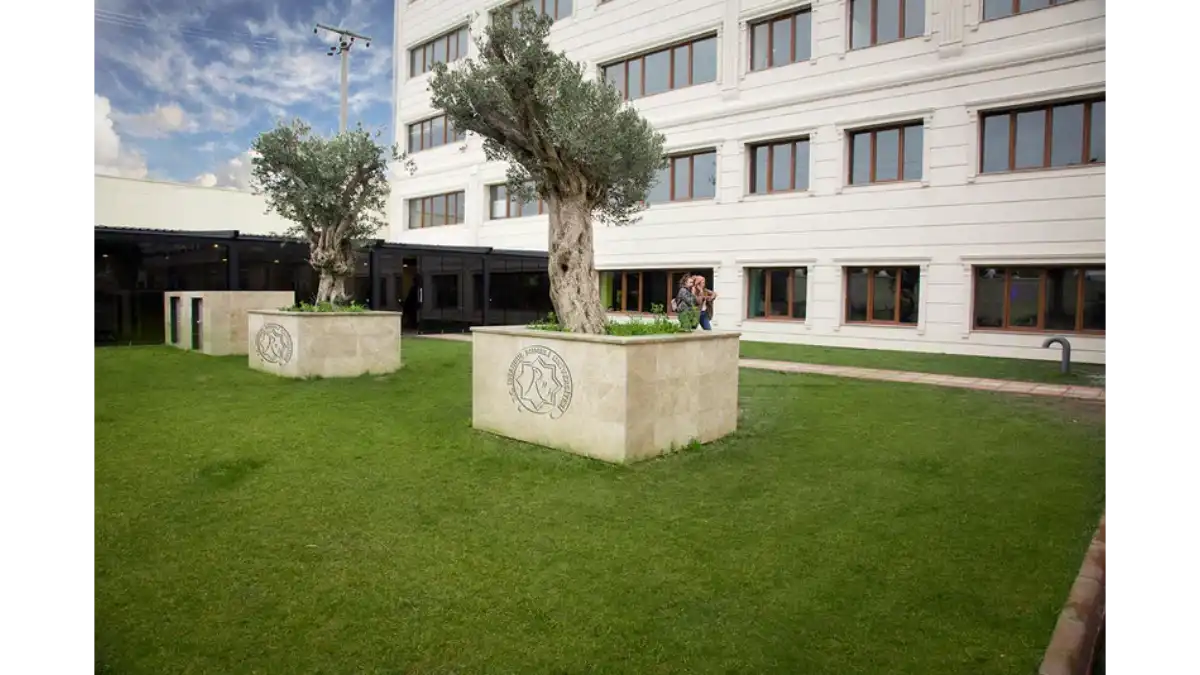 İstanbul Rumeli Üniversitesi İstanbul Rumeli Üniversitesi Öğretim Elemanı ve Öğretim Üyesi Alım İlanı Akademik Kadro Alım İlanı